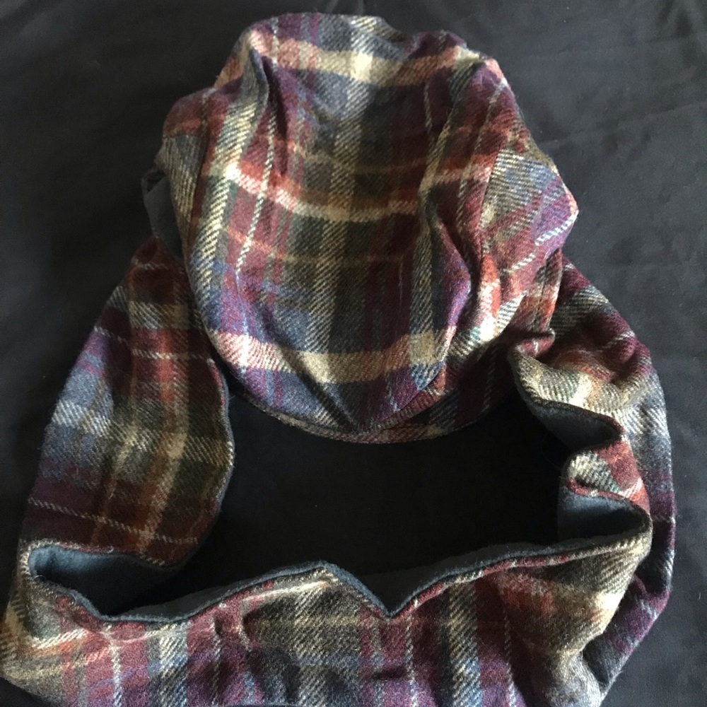 Plaid Wool Blend Bucket Hat and Scarf Set - European designer. New set